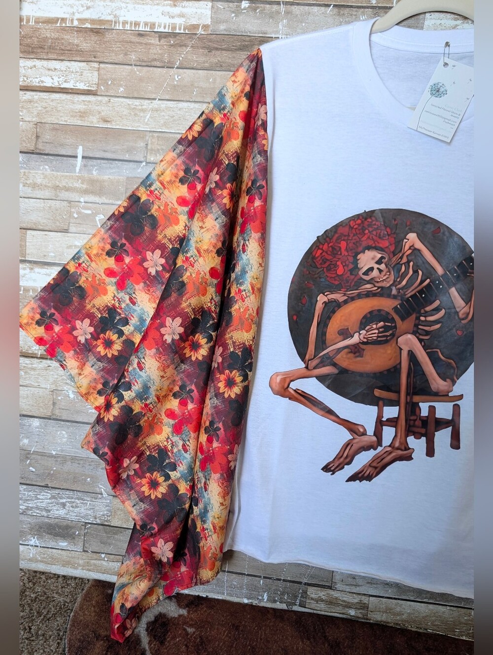 Jerry Garcia Graphic W Boho Floral Bat Winged Sleeves Top - Picture 2 of 15